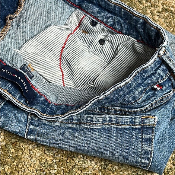 Tommy Hilfiger Women's Blue Denim Shorts Size 10 NWOT Rolled Cuff Summer Shorts - Picture 10 of 14